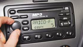 Что такое поддержка RDS в магнитоле в Адамас