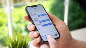 Как удалить стикеры на iOS в Адамас