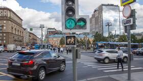 Значение желтого сигнала светофора в Адамас